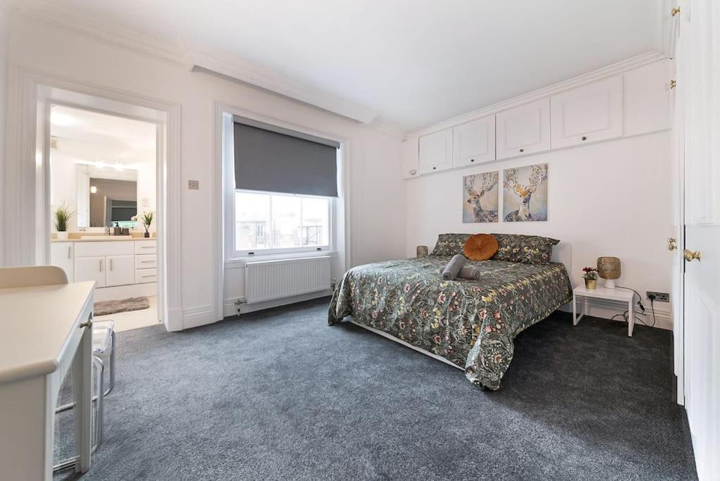 Knightsbridge Two Bed Apartment Londres Exterior foto