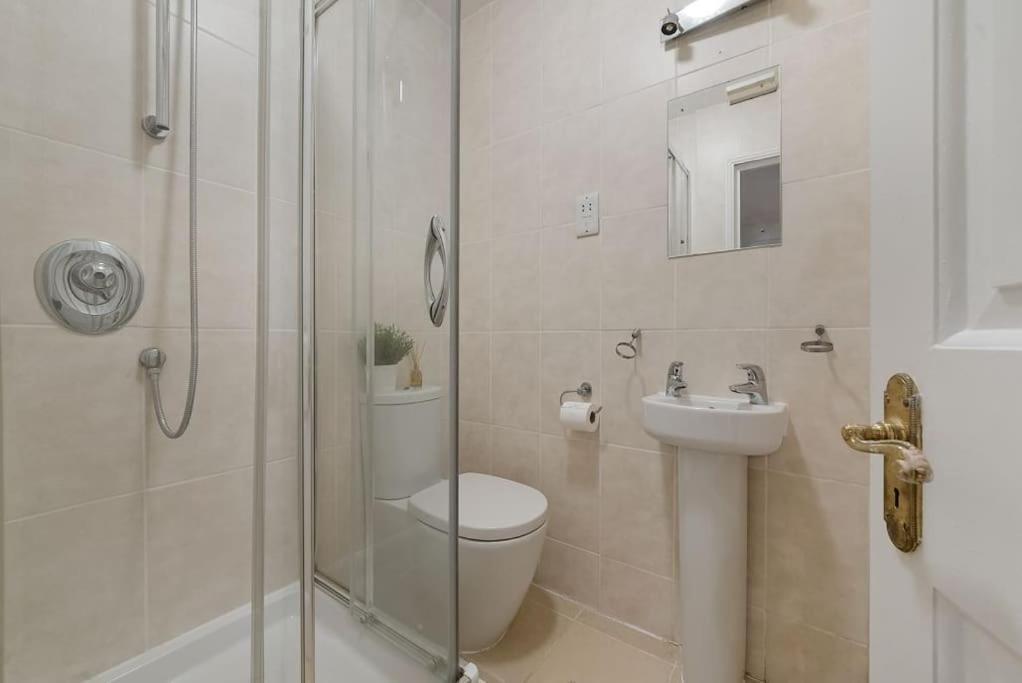 Knightsbridge Two Bed Apartment Londres Exterior foto